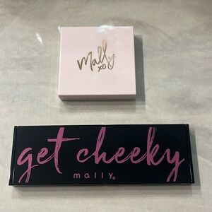 Mally xo | Blush Trio + Tinted powder